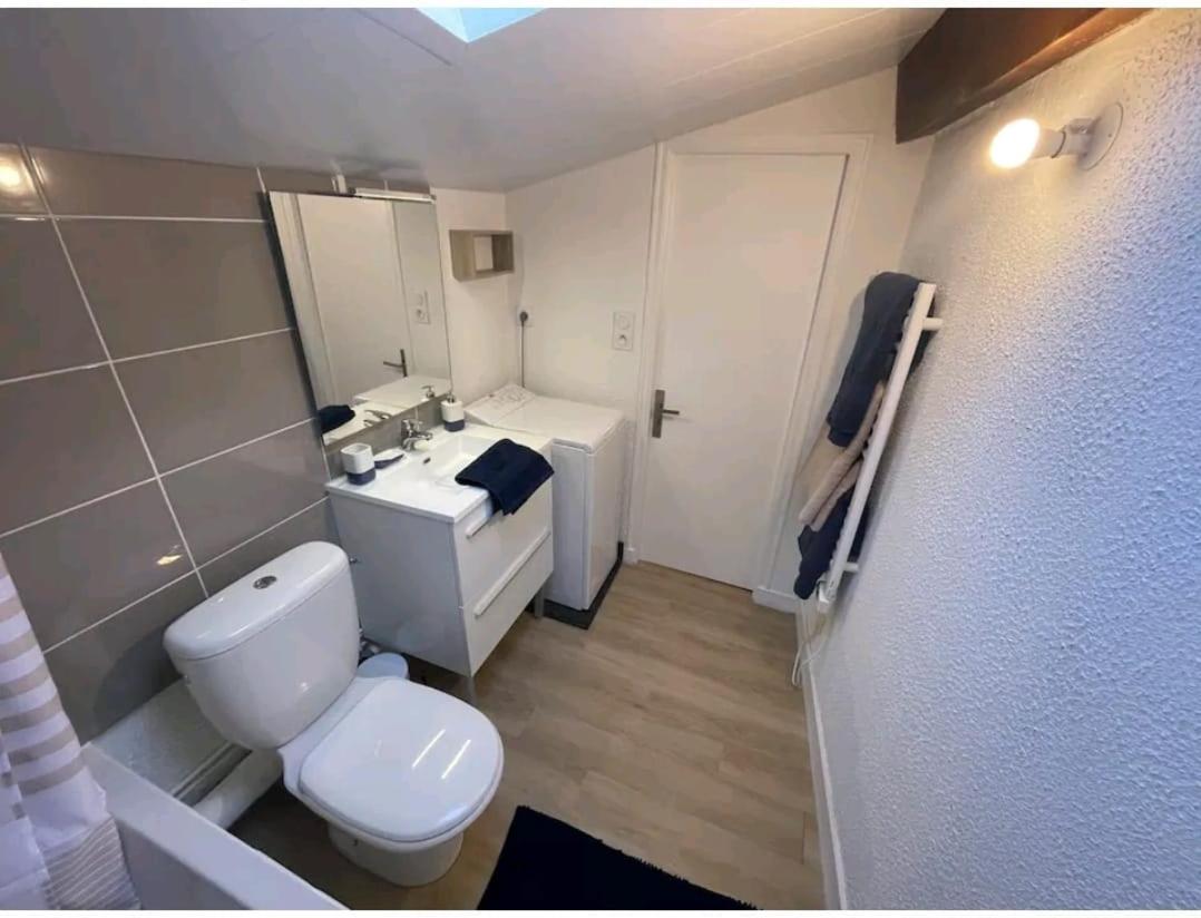 Le Loft Berbere - Ideal Couples, Familles, Business - Centre Historique, Wifi , Netflix Niort Exterior photo